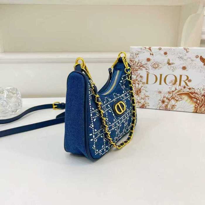 Canvas PU leather bag ,AA quality, size 21x16x6.5cm,no box,  B28-254-257