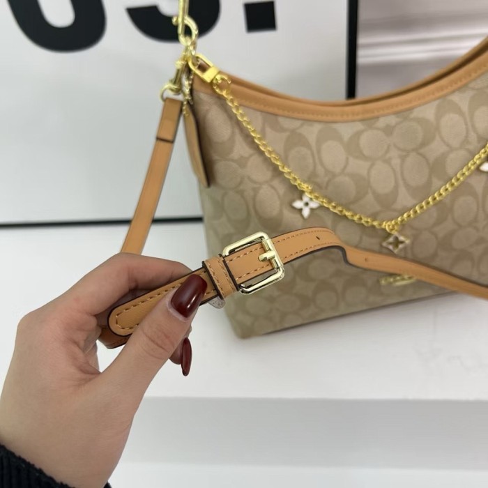 PU leather bag ,AA quality, size 30x20x10cm,no box,  B30-131-136