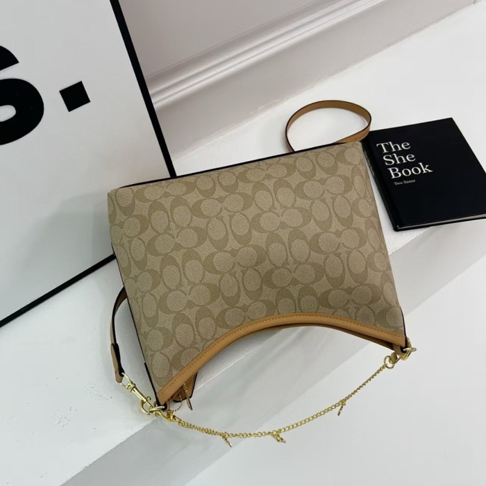 PU leather bag ,AA quality, size 30x20x10cm,no box,  B30-131-136