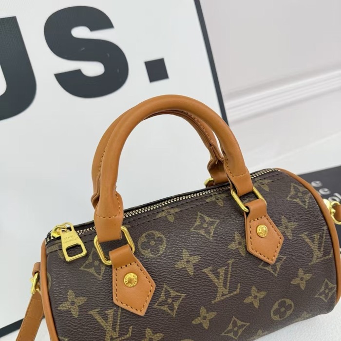 PU leather bag ,AA quality, size 20.5x12x11cm,no box,  B28-291-297