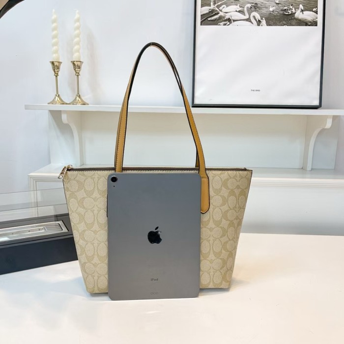 PU leather bag ,AA quality, size 38x25x11cm,no box,  B30-200-205