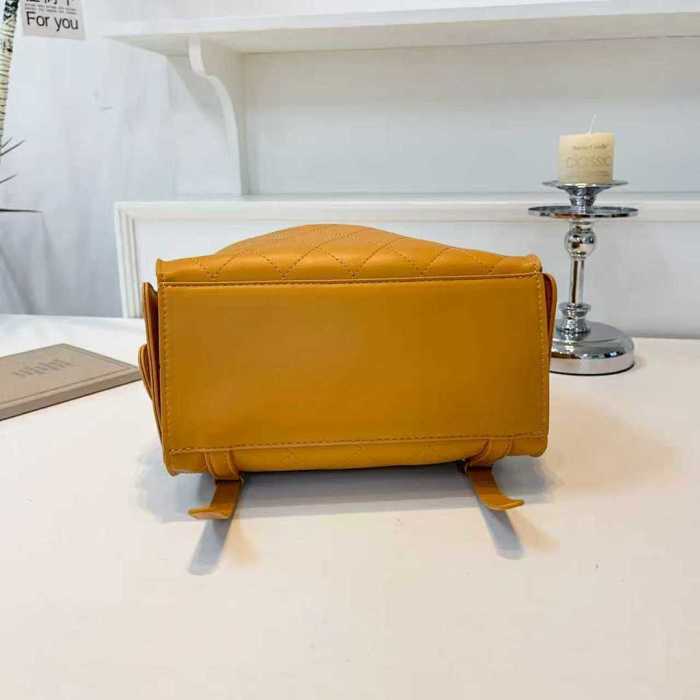 PU leather bag ,AA  quality, size 24x26x12cm,no box,  B35-15-21