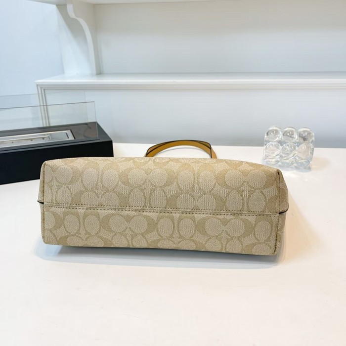 PU leather bag ,AA quality, size 38x25x11cm,no box,  B30-200-205