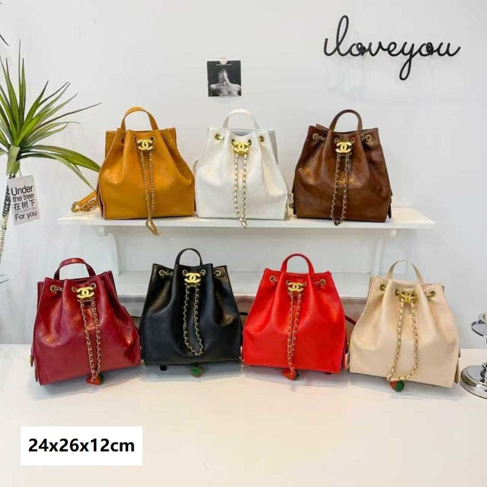 PU leather bag ,AA  quality, size 24x26x12cm,no box,  B35-15-21