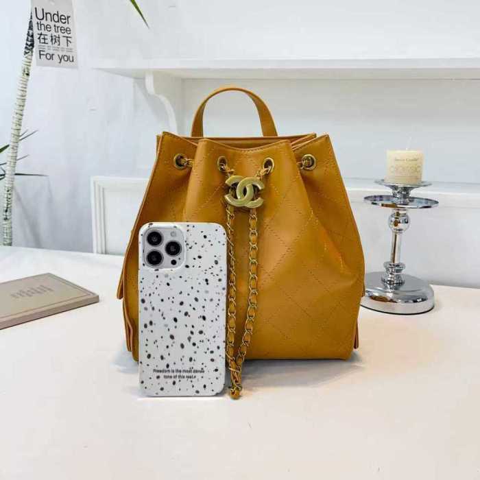PU leather bag ,AA  quality, size 24x26x12cm,no box,  B35-15-21