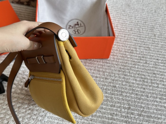 Split leather bag ,4A ,size 20cm,no box, with dust bag, B88-384