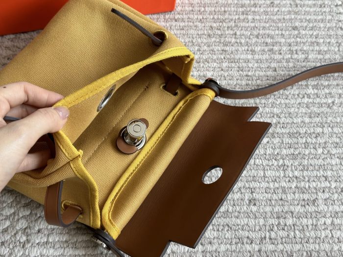 Split leather bag ,4A ,size 20cm,no box, with dust bag, B88-384