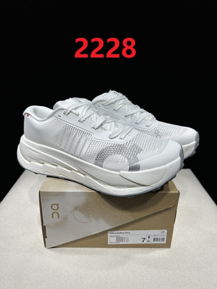 Men runner sneaker shoes,  with box,size 40-45，SS70-2228-2230