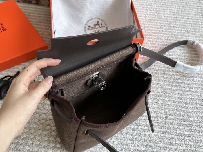 Split leather bag ,4A ,size 20cm,no box, with dust bag, B88-385