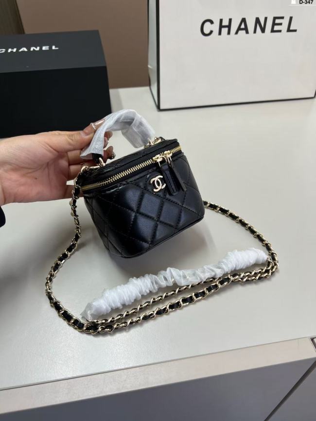 Split leather bag ,4A ,size 11x7X10cm,no box, B75-436