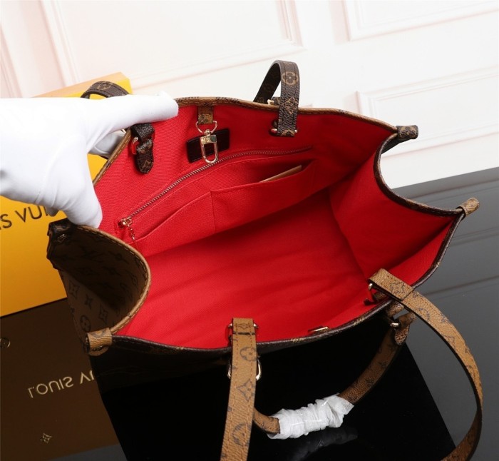 Split leather bag ,3A ,size 34 x 26 x 15 cm or 42x34x19cm,no box,  B75-437-438