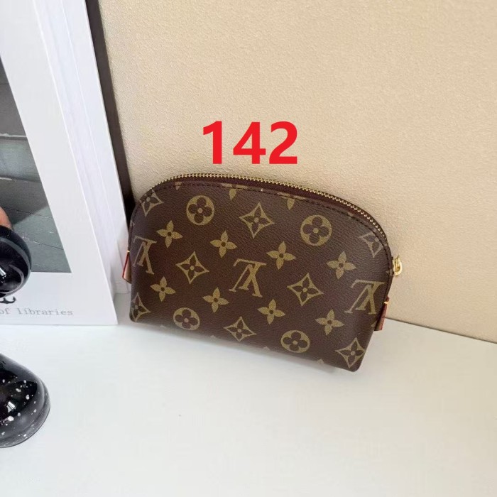 Leather Handbag,4A, without box,size 17*16*6cm, B50-142