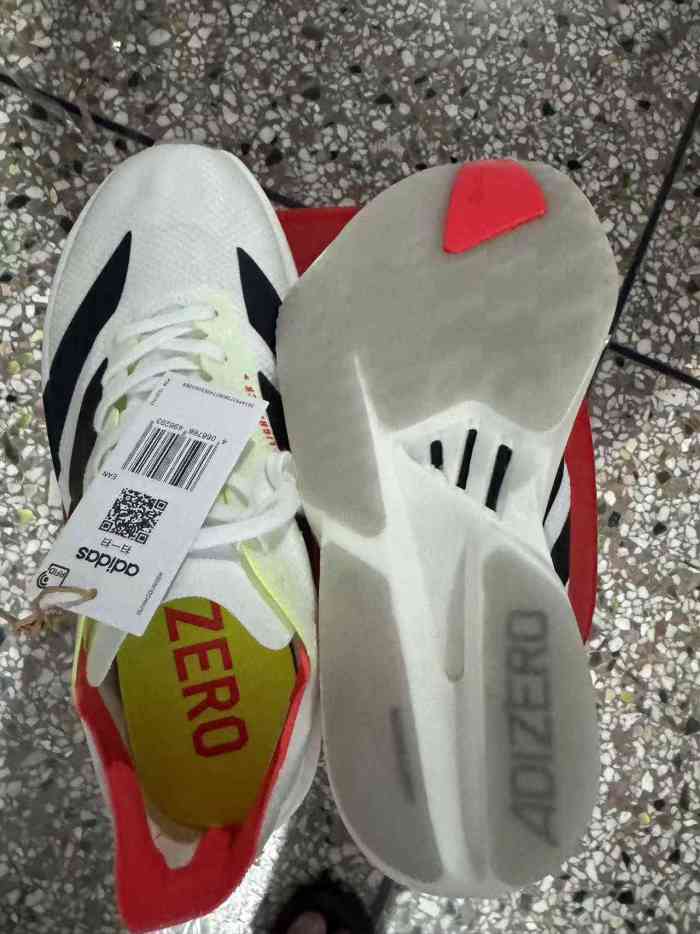 Men's and women's shock-absorbing shoes Running shoes,with box,size 36-45, SS70-673-697