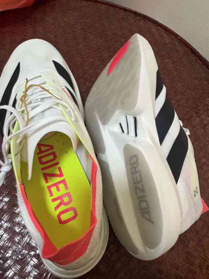 Men's and women's shock-absorbing shoes Running shoes,with box,size 36-45, SS70-673-697