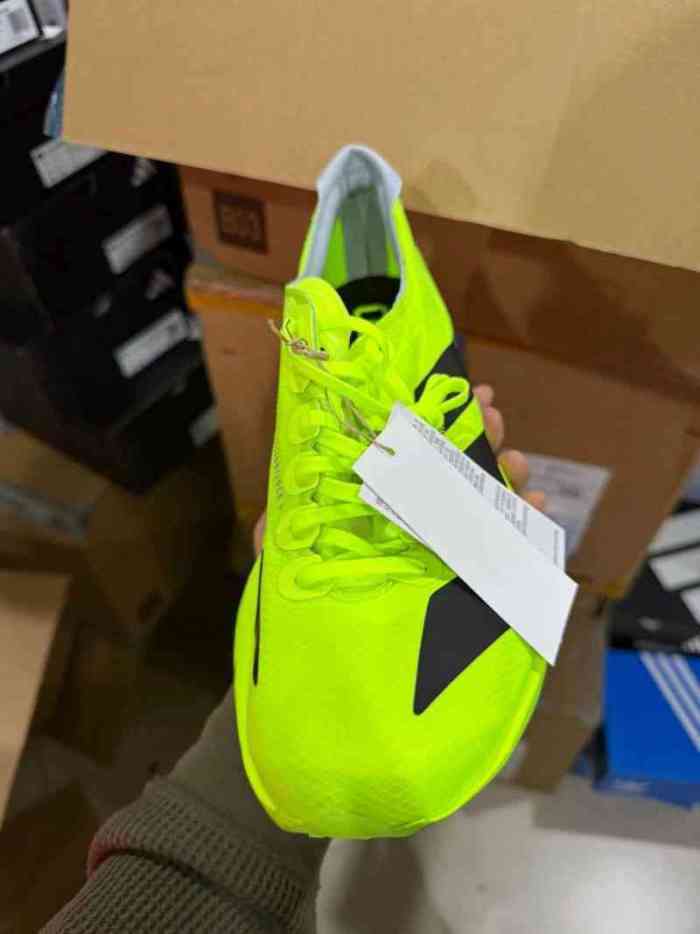 Men's and women's shock-absorbing shoes Running shoes,with box,size 36-45, SS70-673-697