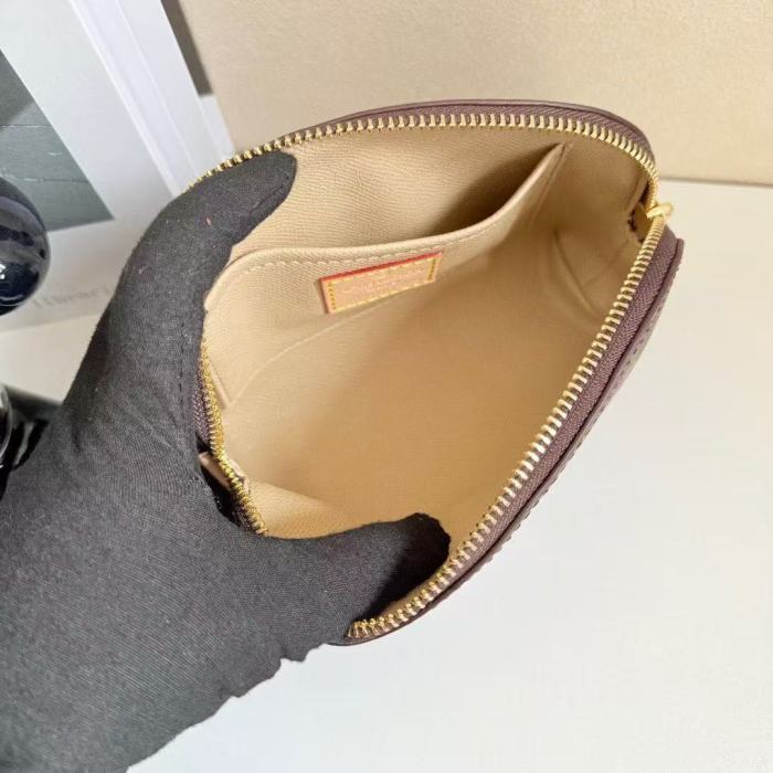 Leather Handbag,4A, without box,size 17*16*6cm, B50-142