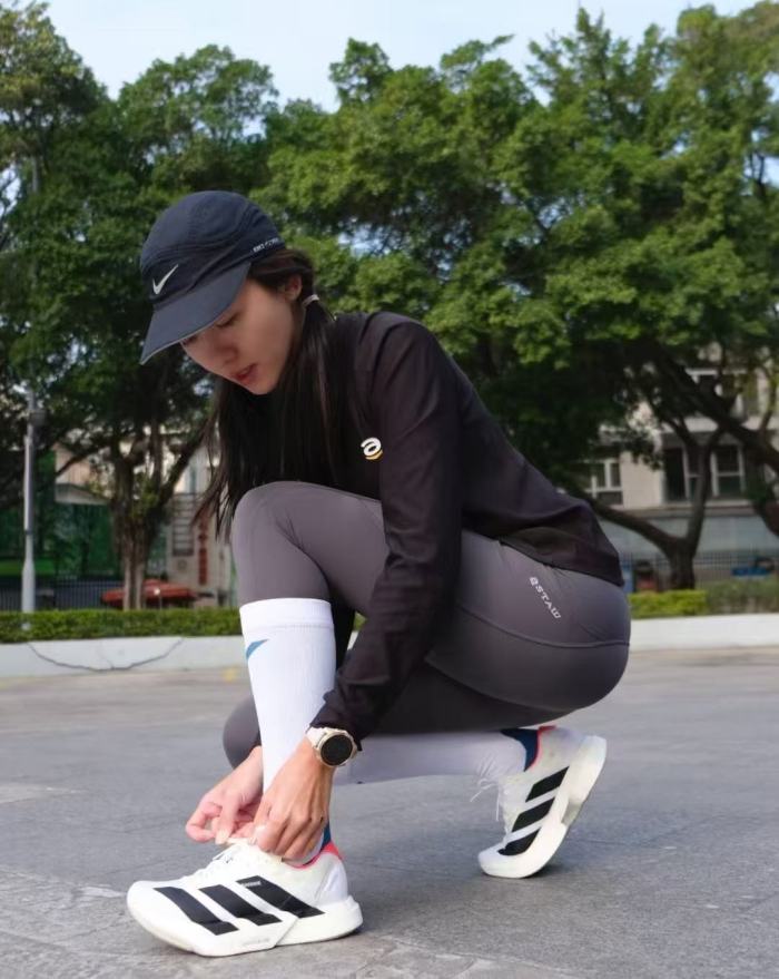 Men's and women's shock-absorbing shoes Running shoes,with box,size 36-45, SS70-673-697
