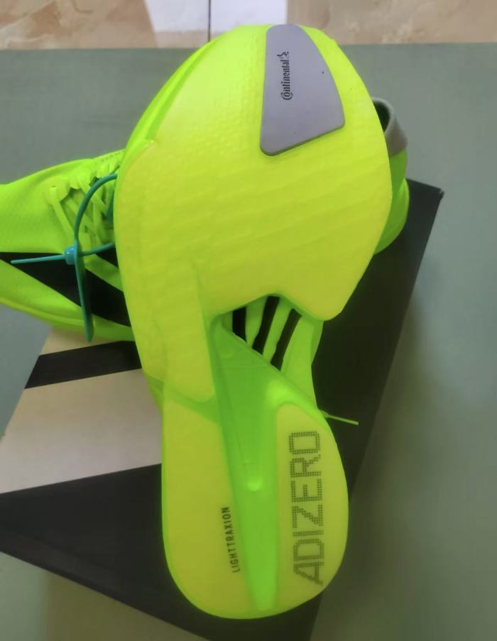 Men's and women's shock-absorbing shoes Running shoes,with box,size 36-45, SS70-673-697
