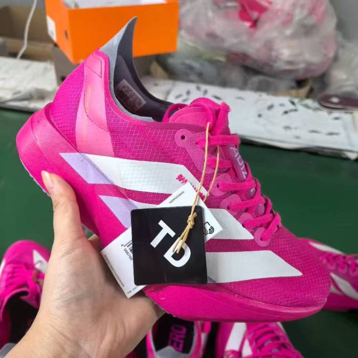 Men's and women's shock-absorbing shoes Running shoes,with box,size 36-45, SS70-673-697