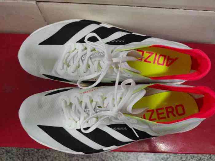 Men's and women's shock-absorbing shoes Running shoes,with box,size 36-45, SS70-673-697