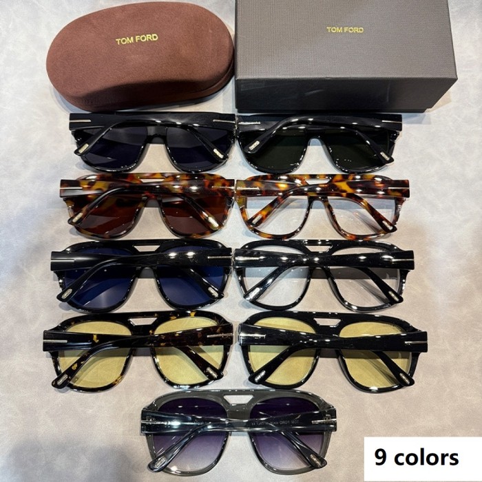 Blue light blocking sunglasses with the box and case ,G25-2173-2181