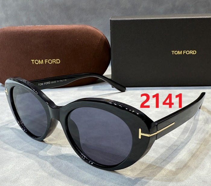 Blue light blocking sunglasses with the box and case ,G25-2137-2145