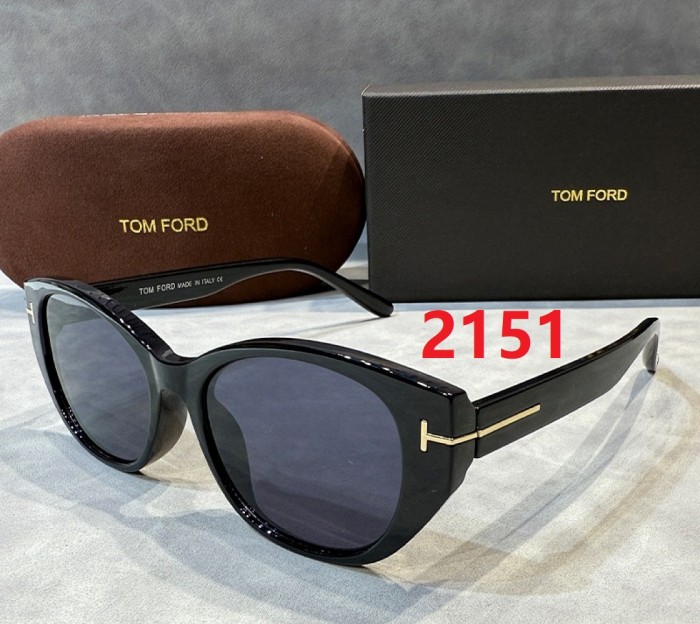 Blue light blocking sunglasses with the box and case ,G25-2146-2154