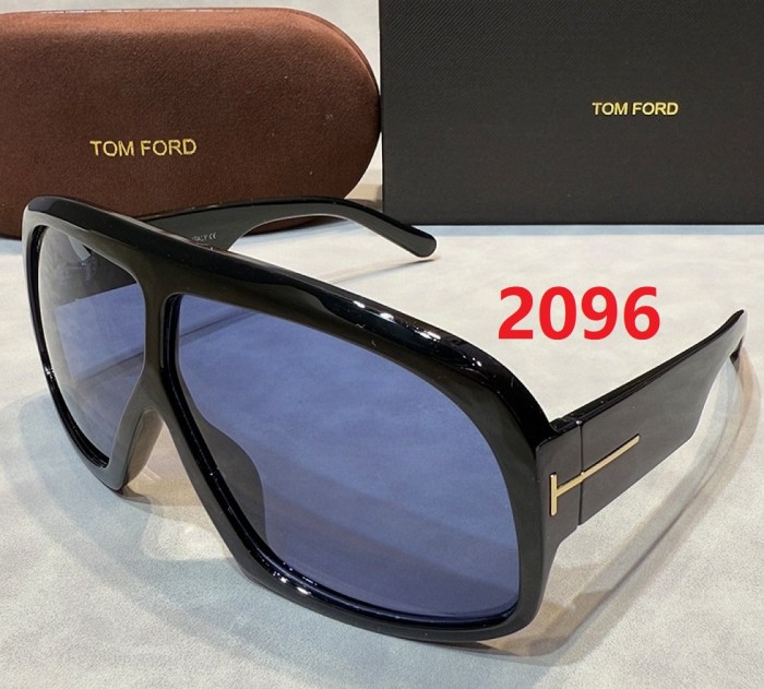 Blue light blocking sunglasses with the box and case ,G25-2090-2099