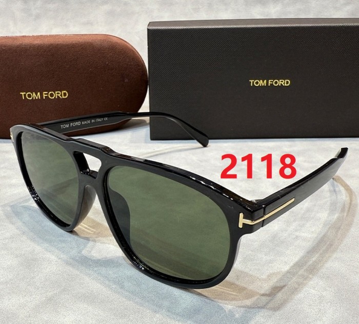 Blue light blocking sunglasses with the box and case ,G25-2118-2126
