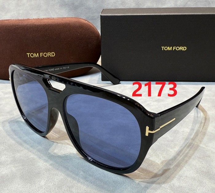Blue light blocking sunglasses with the box and case ,G25-2173-2181