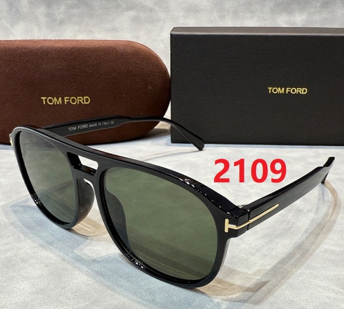 Blue light blocking sunglasses with the box and case ,G25-2109-2117