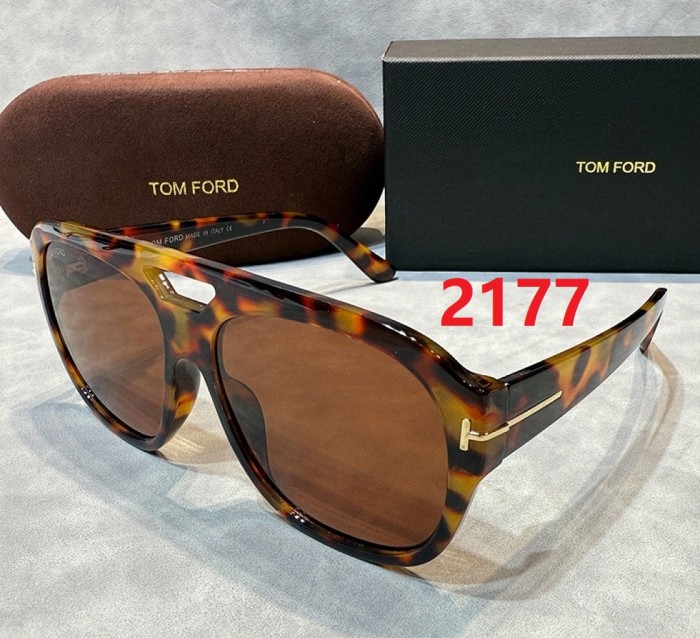 Blue light blocking sunglasses with the box and case ,G25-2173-2181