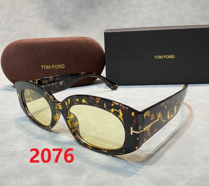 Blue light blocking sunglasses with the box and case ,G25-2074-2082
