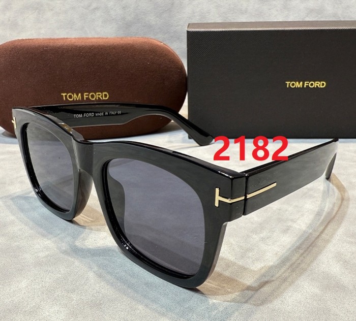 Blue light blocking sunglasses with the box and case ,G25-2182-2190