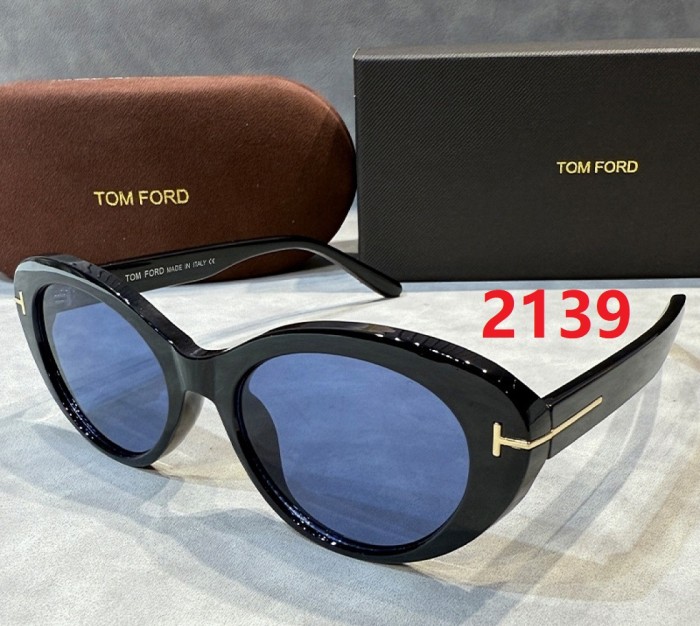 Blue light blocking sunglasses with the box and case ,G25-2137-2145