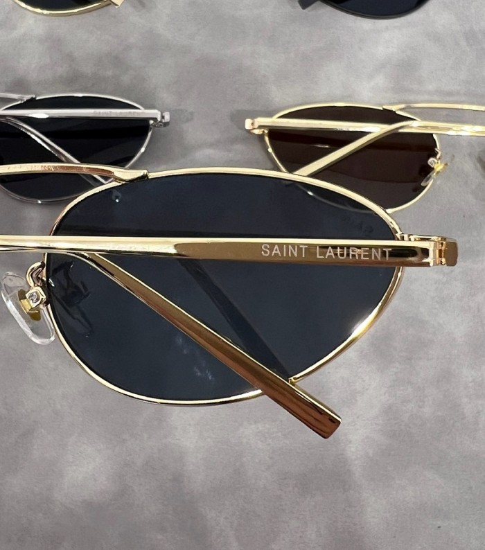 Blue light blocking sunglasses with the box and case ,G25-2921-2925