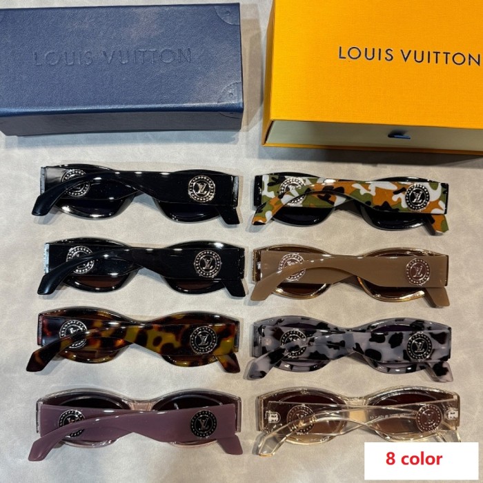 Blue light blocking sunglasses with the box and case ,G25-2957-2964