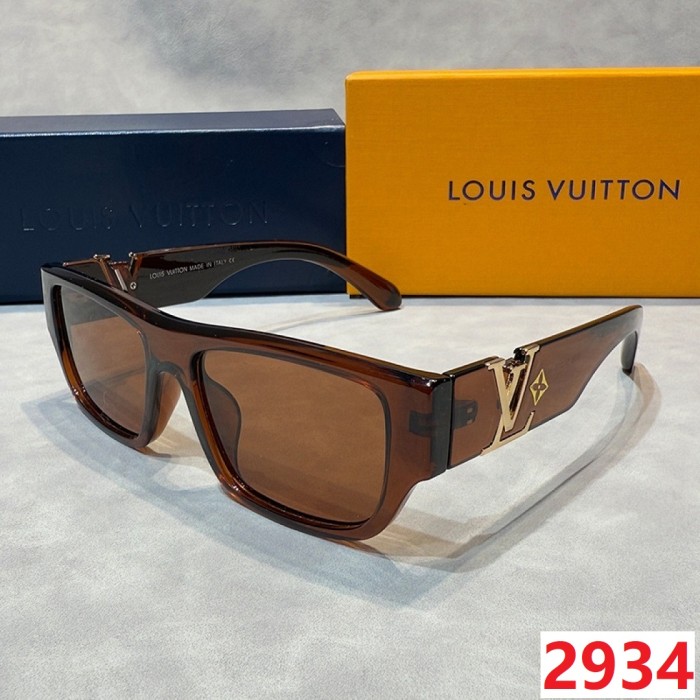 Blue light blocking sunglasses with the box and case ,G25-2931-2936