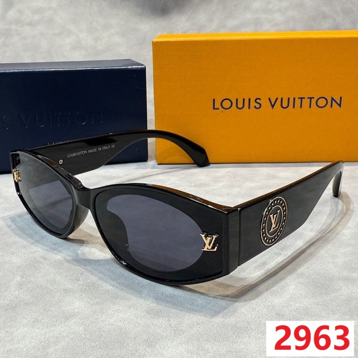 Blue light blocking sunglasses with the box and case ,G25-2957-2964