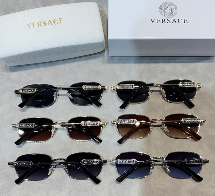 Blue light blocking sunglasses with the box and case ,G25-2985-2990