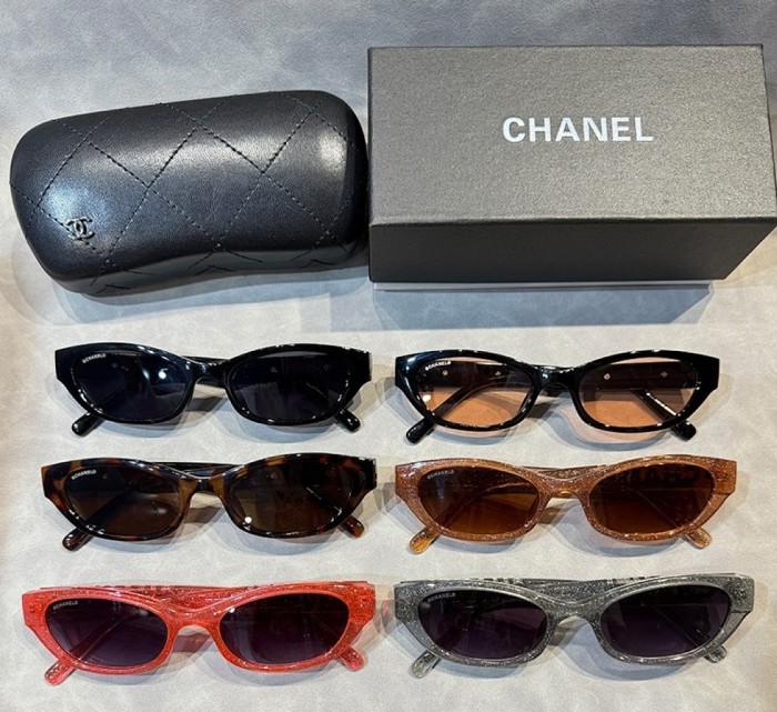 Blue light blocking sunglasses with the box and case ,G25-3040-3045