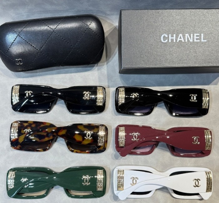 Blue light blocking sunglasses with the box and case ,G25-3034-3039