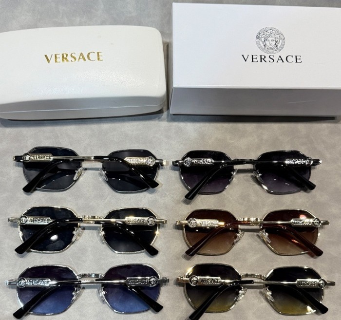 Blue light blocking sunglasses with the box and case ,G25-2991-2996