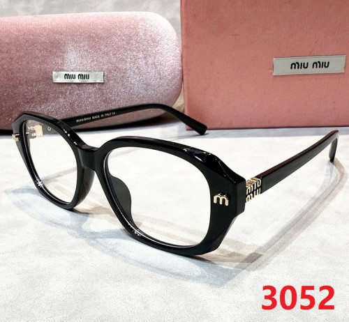 Blue light blocking sunglasses with the box and case ,G25-3052-3059