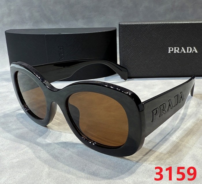 Blue light blocking sunglasses with the box and case ,G25-3155-3159