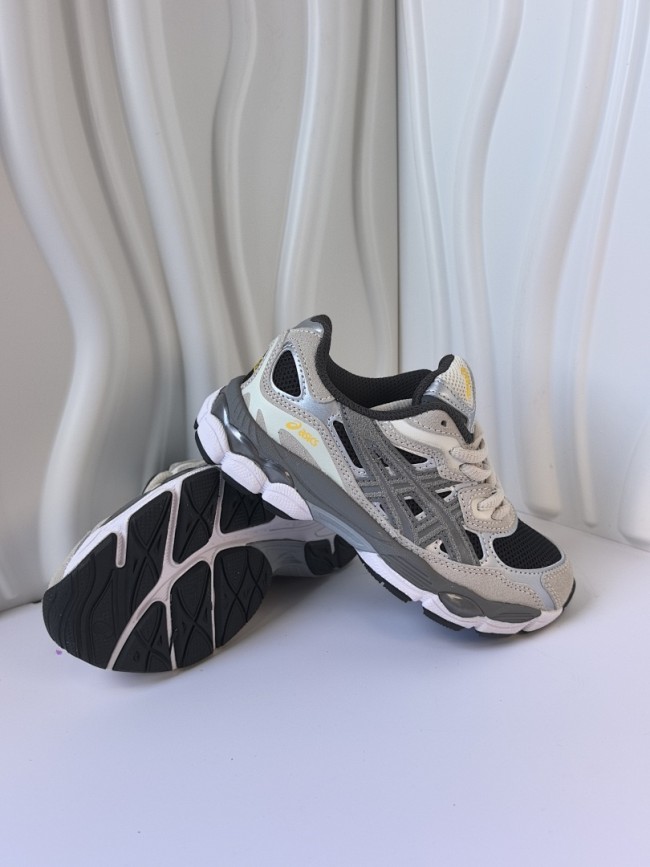 Kids' runner sneaker shoes,  with box,size 26-37，SS60-3722