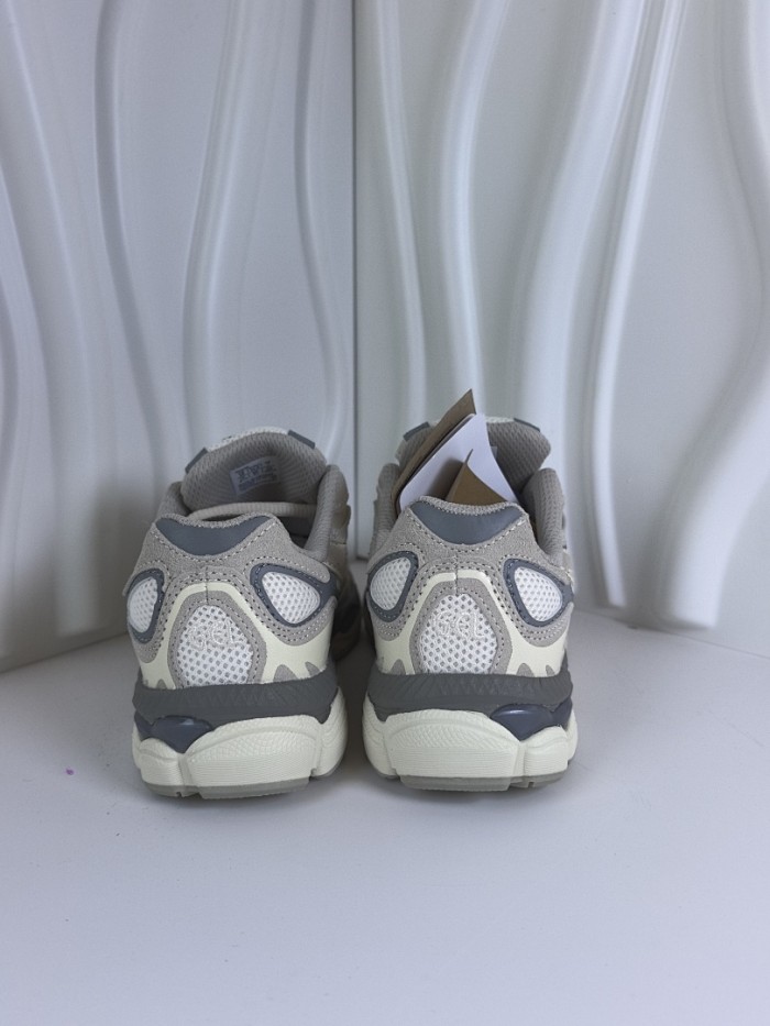 Kids' runner sneaker shoes,  with box,size 26-37，SS60-3721