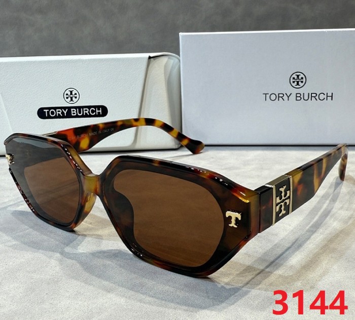 Blue light blocking sunglasses with the box and case ,G25-3143-3148