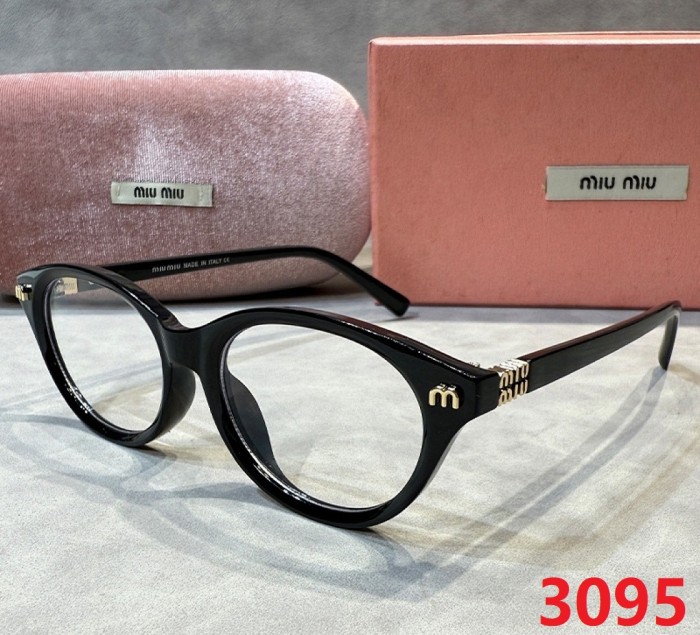 Blue light blocking sunglasses with the box and case ,G25-3090-3098