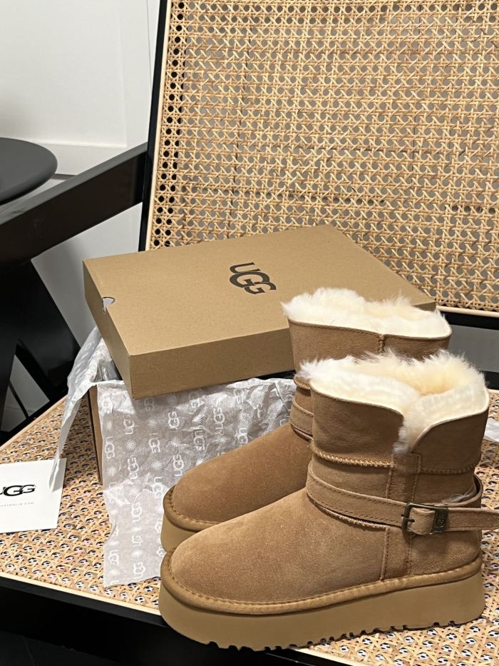 Women fur boot shoes, size 35-40,  with box, SS70-208